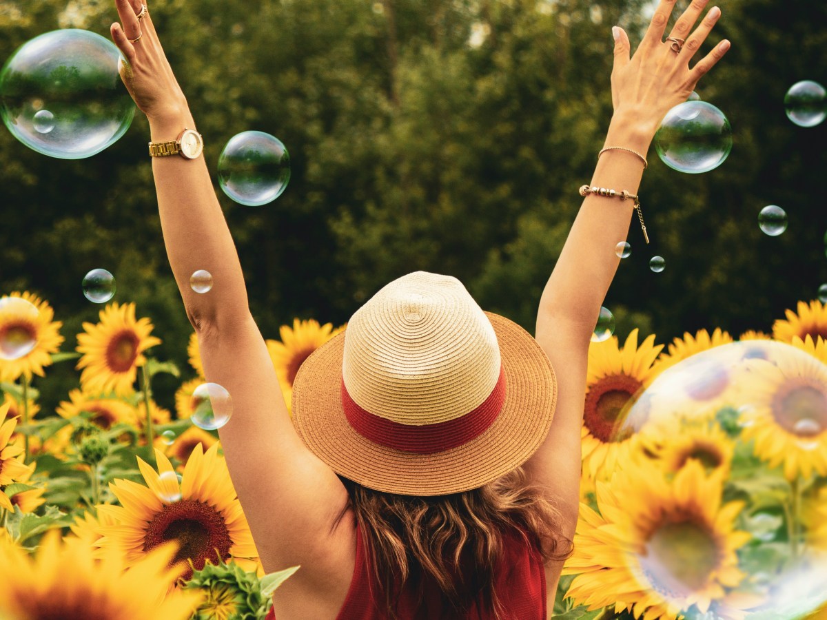 Best Friendship Day Gifts for Girl&nbsp;Friends